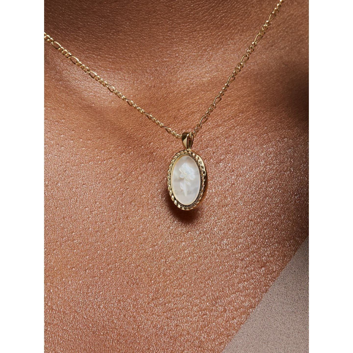 S925 Silver Plated Oval Embossed Rose Necklace - Jointcorp