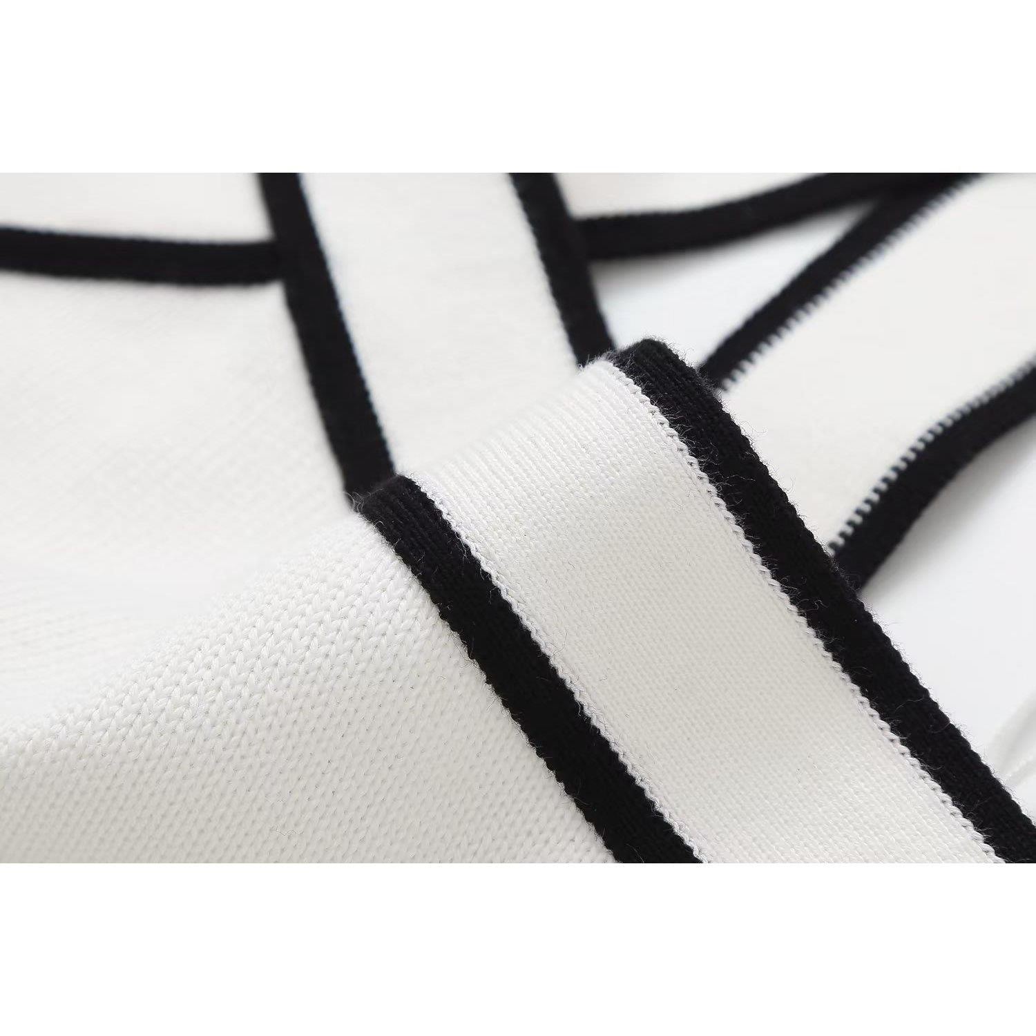 Contrast Color Cross V-neck Sling Top