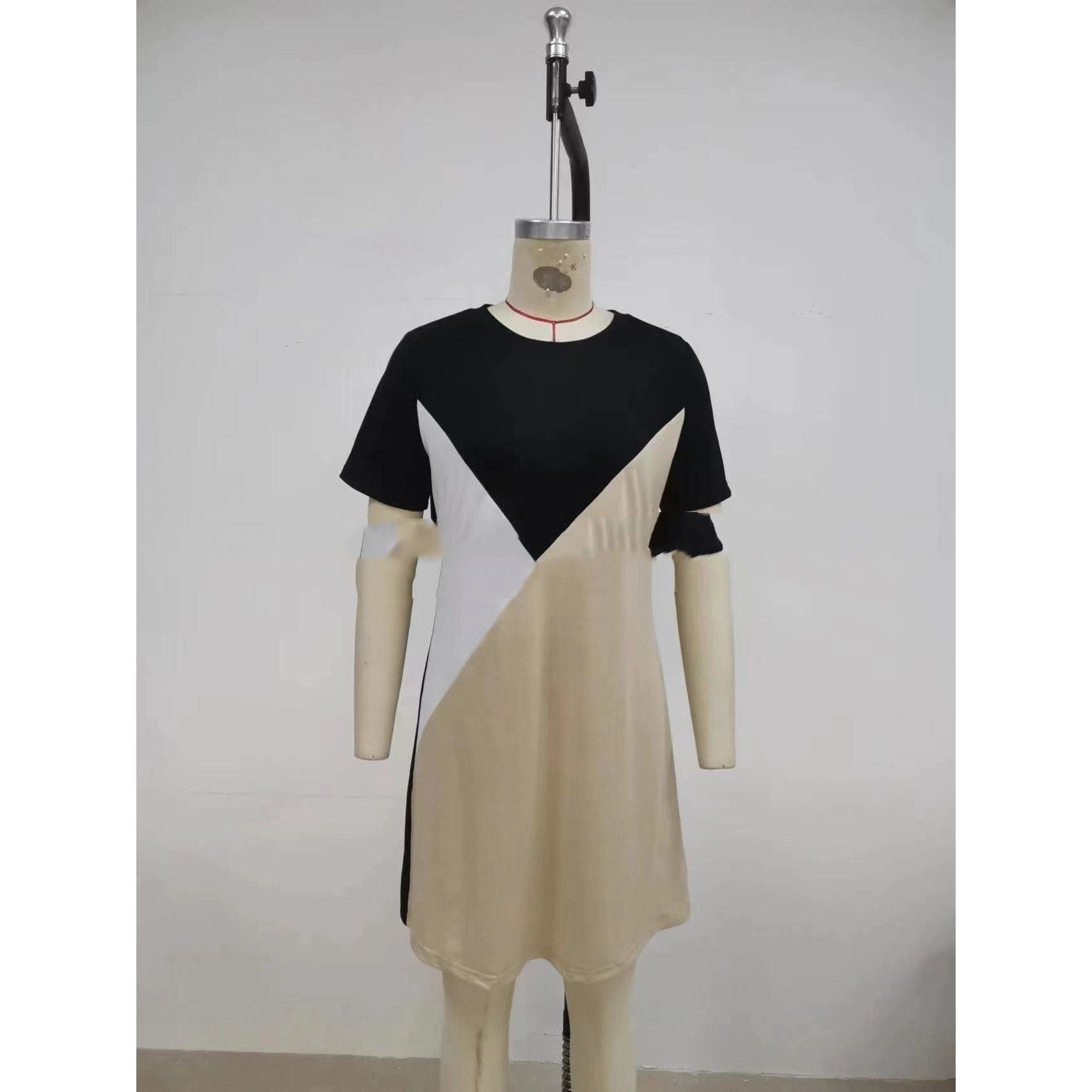 Contrast Color Fit Slimming Dress