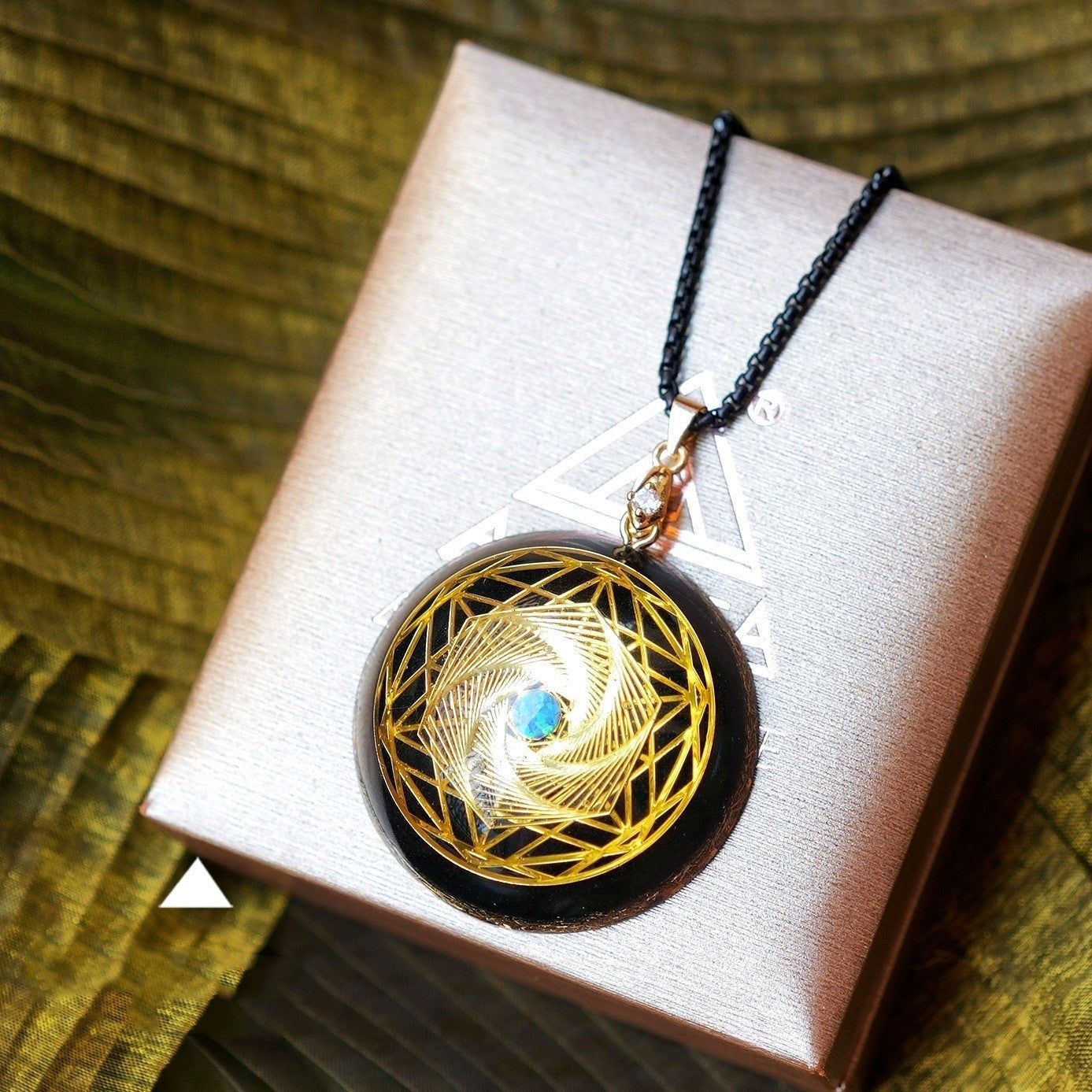 High Frequency Guardian Stone Opal Necklace Men's And Women's Pendants - Jointcorp