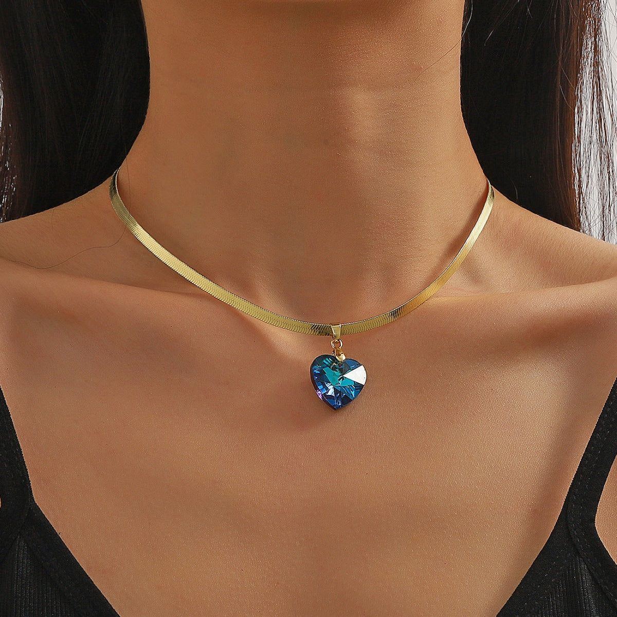 Women's Fashion Simple Color Crystal Pendant Love Necklace - Jointcorp