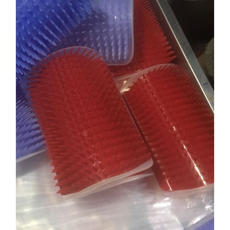 Massager for Cats Pet Products Pets Goods Brush Remove Hair Comb Grooming Table Dogs Care Royal Canin Accessories Things Strip - Jointcorp