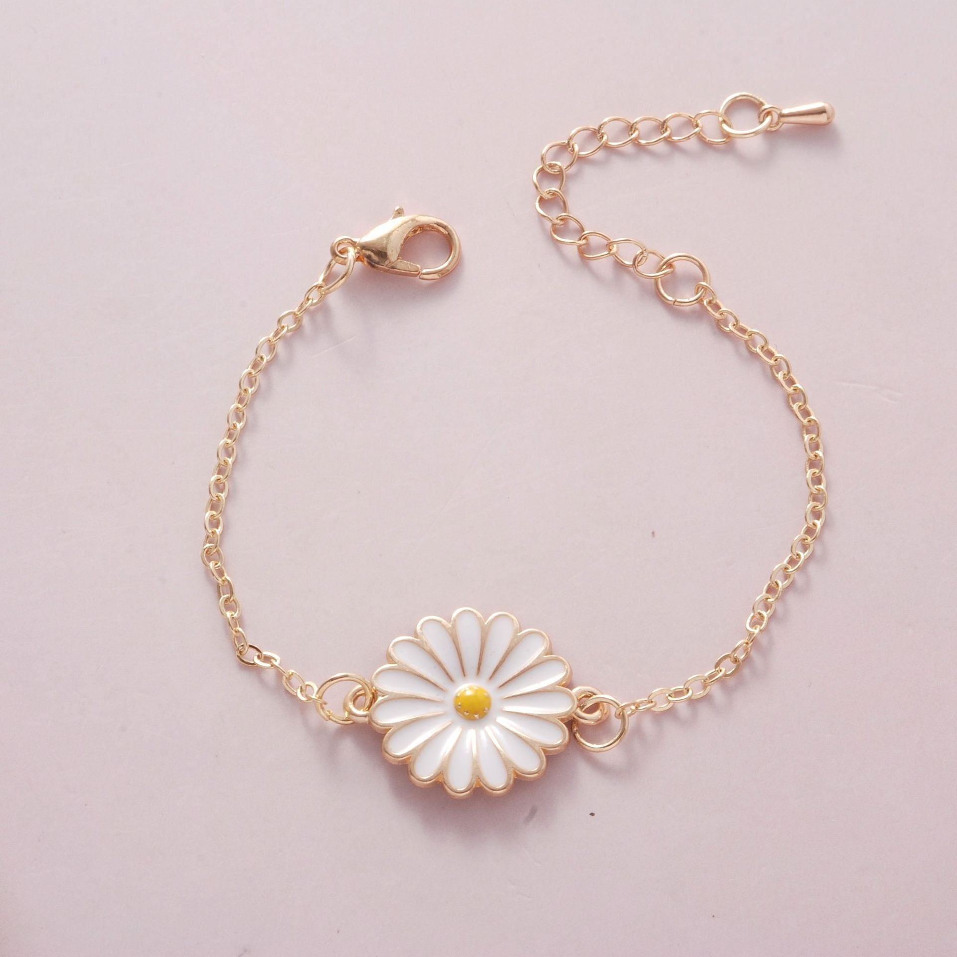 Women's Fashion Simple Alloy Daisy Bracelet - Jointcorp