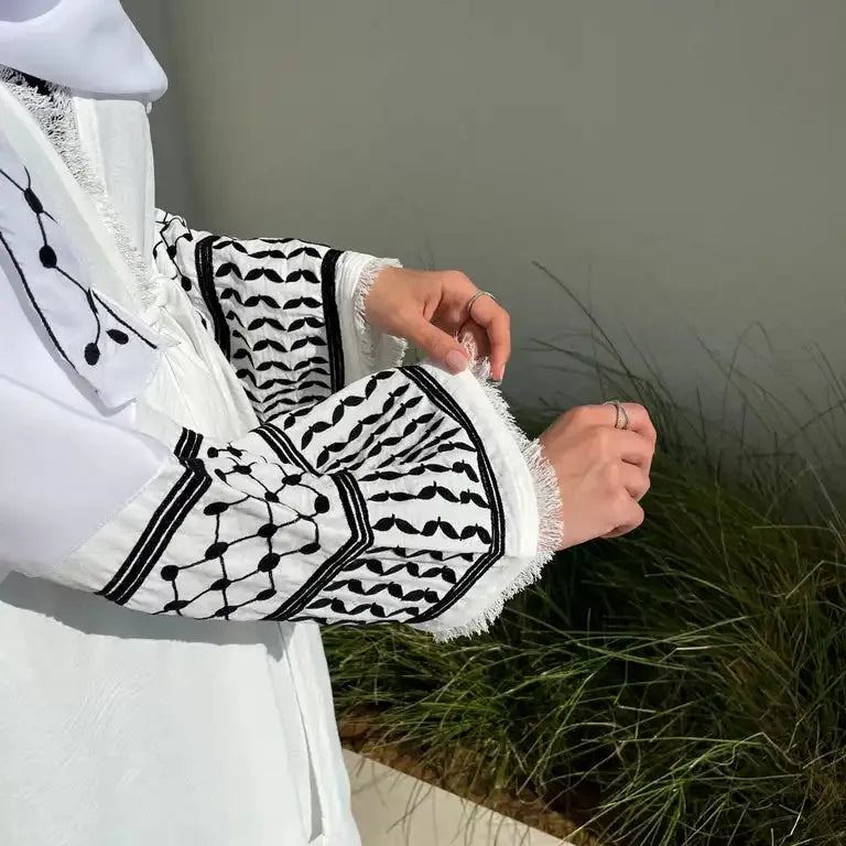 2024 Wrinkle Soft Crepe Embroidery Muslim Kefiyyeh Abaya Ramadan Tassel Dubai Abaya Women Muslim Dress Modest Islamic Clothing