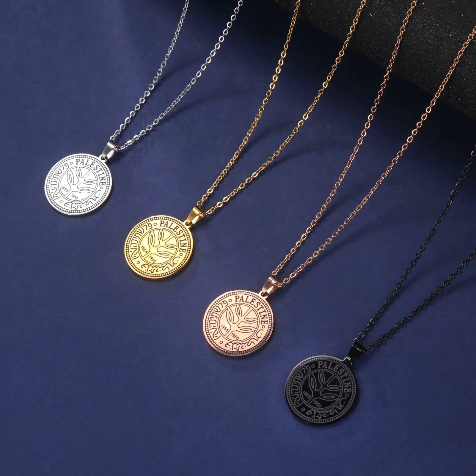 VASSAGO Vintage Palestine Round Necklace Men's Stainless Steel Choke Ring Charm Fashion Jewelry Gift Accessories