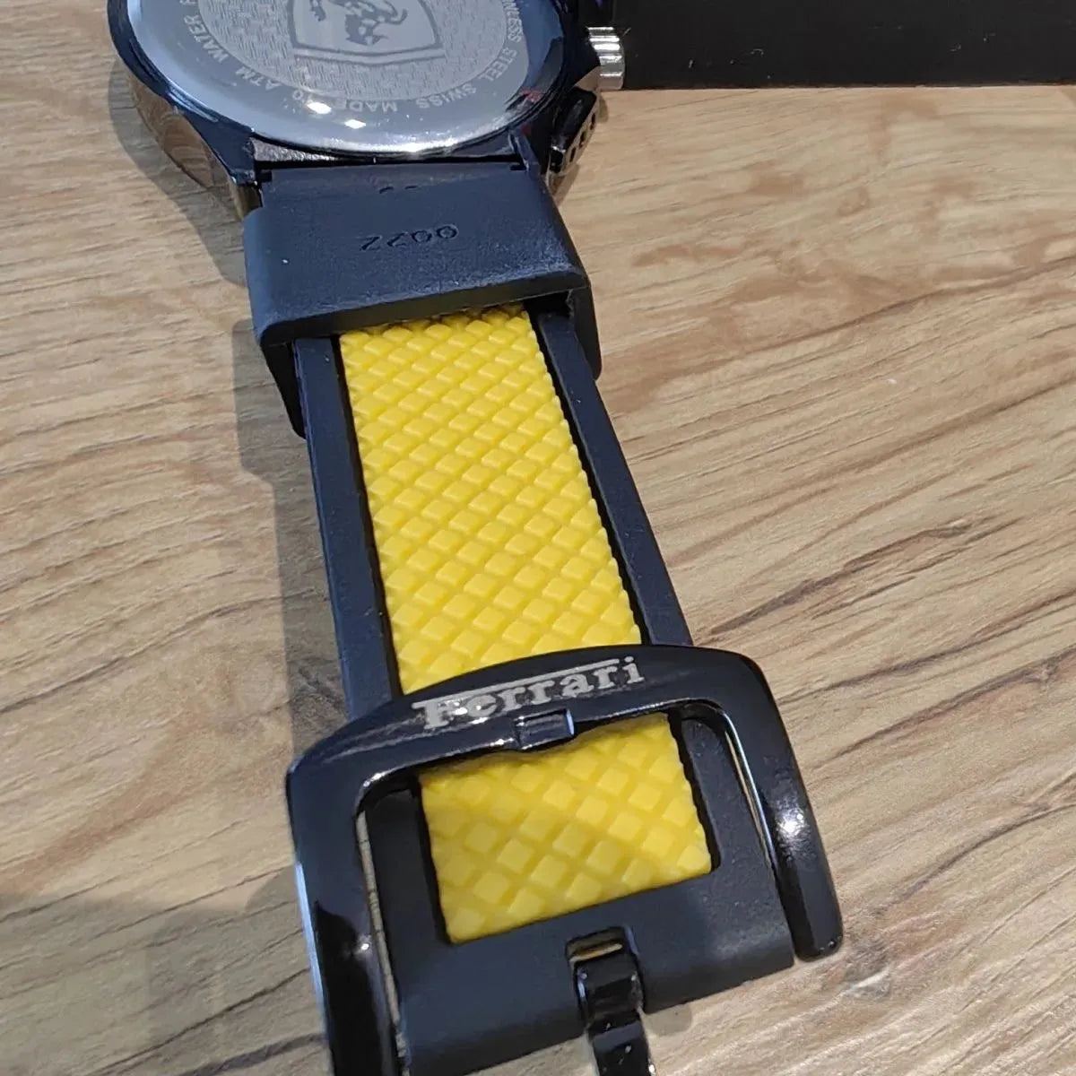 Ferraris watch classic yellow supercar pointer