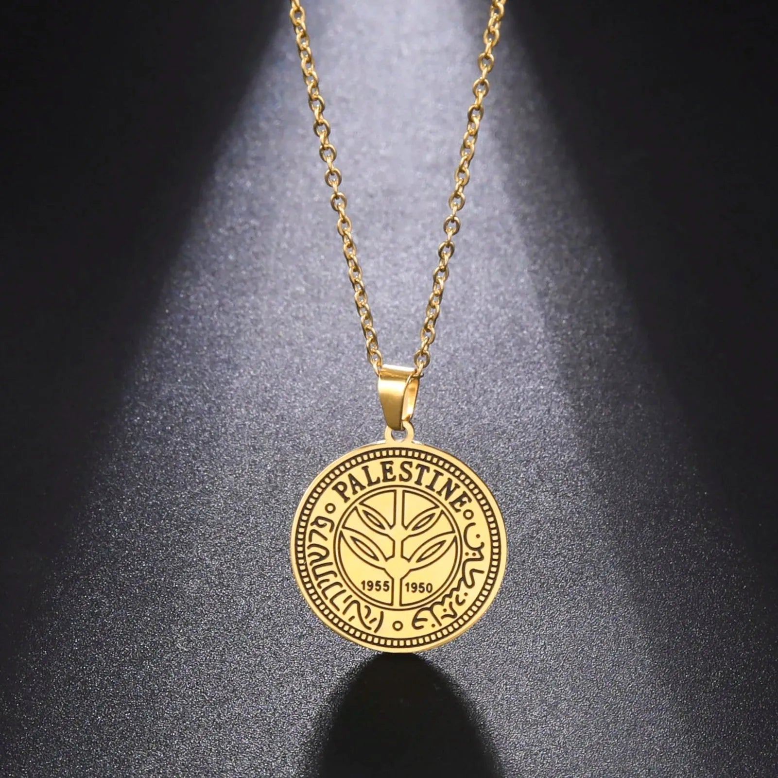 VASSAGO Vintage Palestine Round Necklace Men's Stainless Steel Choke Ring Charm Fashion Jewelry Gift Accessories