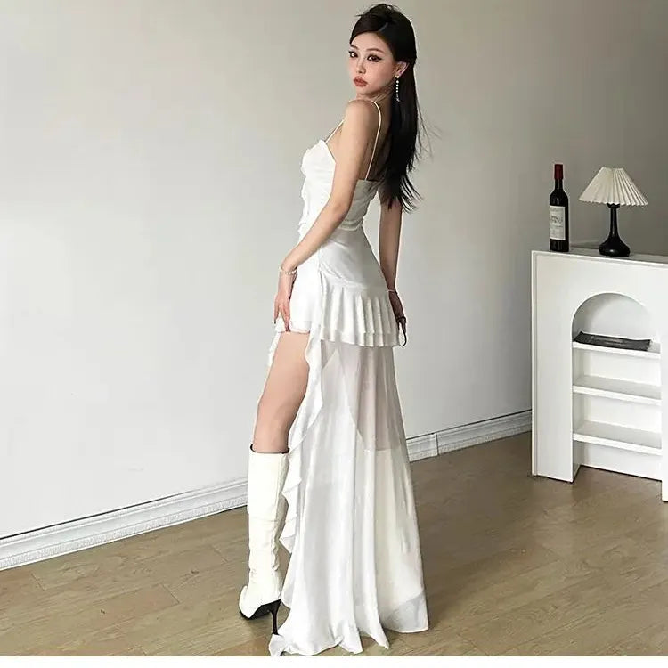 Pure Lust Hottie Sexy Suspender White Dress for Women 2024 Summer Vacation Style Design Ruffled Pleated Slim Waist Long Skirt
