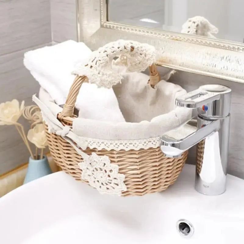 Rattan Picnic Basket Seaweed Wicker Rattan Hanging Flower Hand Woven Serving Basket With Handle Picnic Fruit Flower Basket