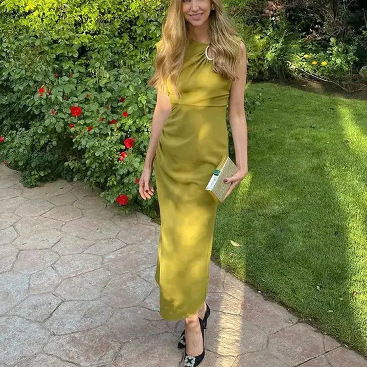 Women Elegant Green Sleeveless Party Long Dress Chic Round Neck With Metal Ring Side Pleated Bodycon Robe 2024 Lady Vestidos