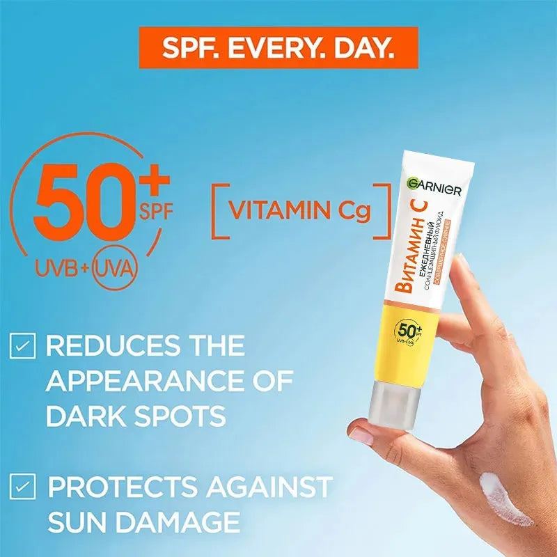 Garnier Moisturising Face Sunscreen "Invisible Protection" with Vitamin C, SPF 50+, for daily use, against age spots, 40 ml.