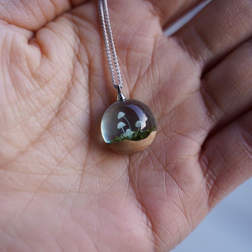 Small Mushroom Log Resin Creative Pendant Necklace - Jointcorp