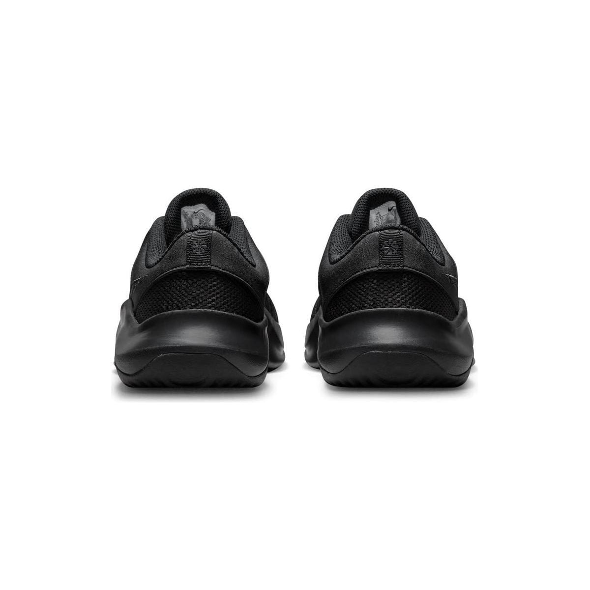 Nike Legend Essential 3 Nn mens Shoes