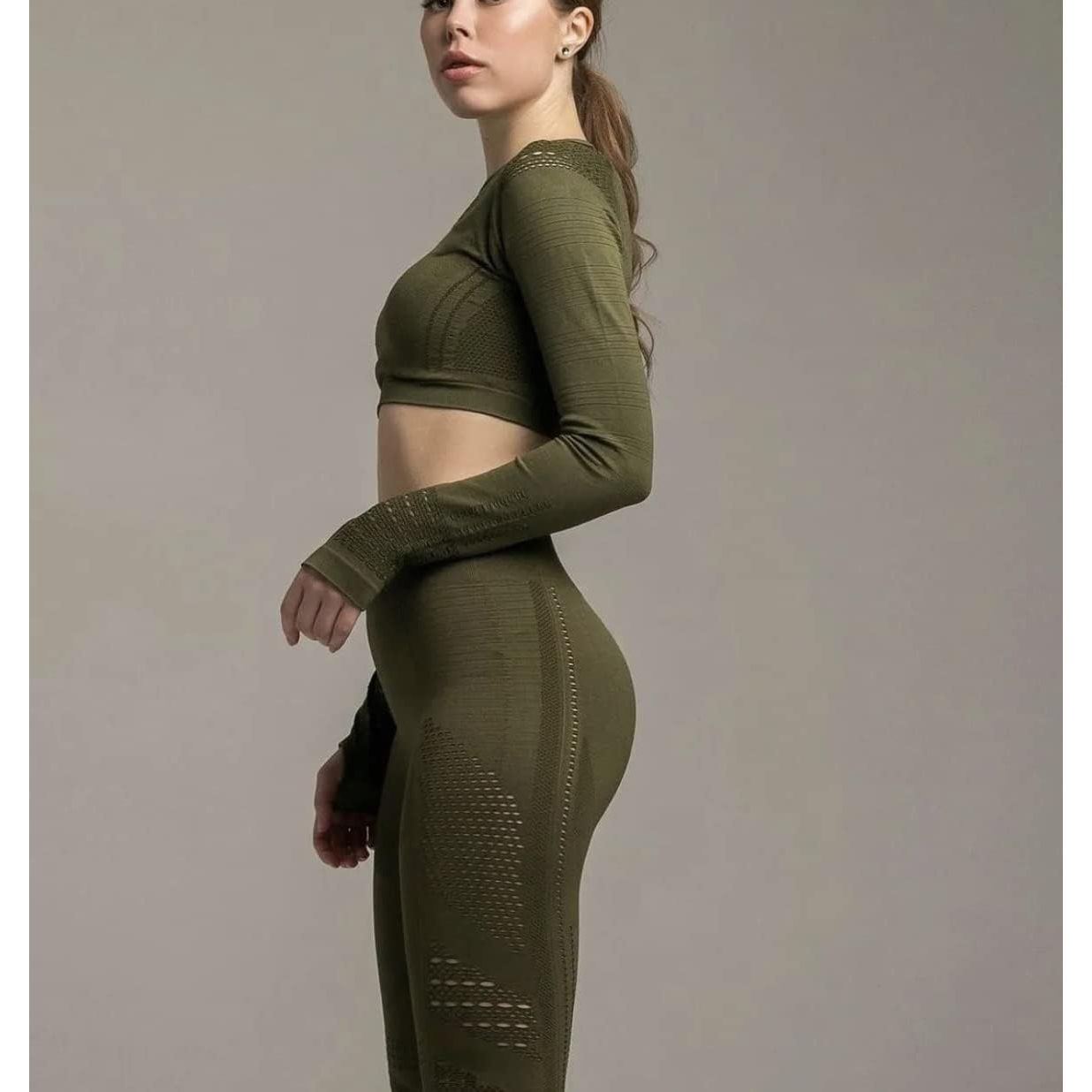 Women's Yoga Outfits 2 Piece High Waisted Leggings with Sports Bra Gym Clothes Sets