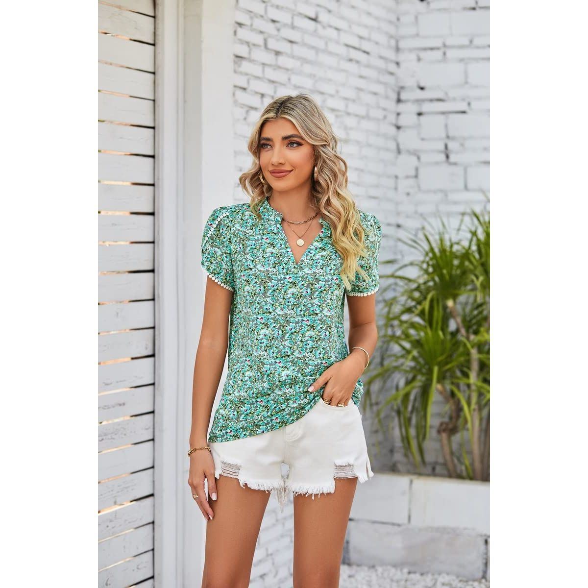 Women's Summer Casual Short Sleeve T-Shirts V Neck Ruffle Boho Tops Floral Ruffled Top Loose Blouses
