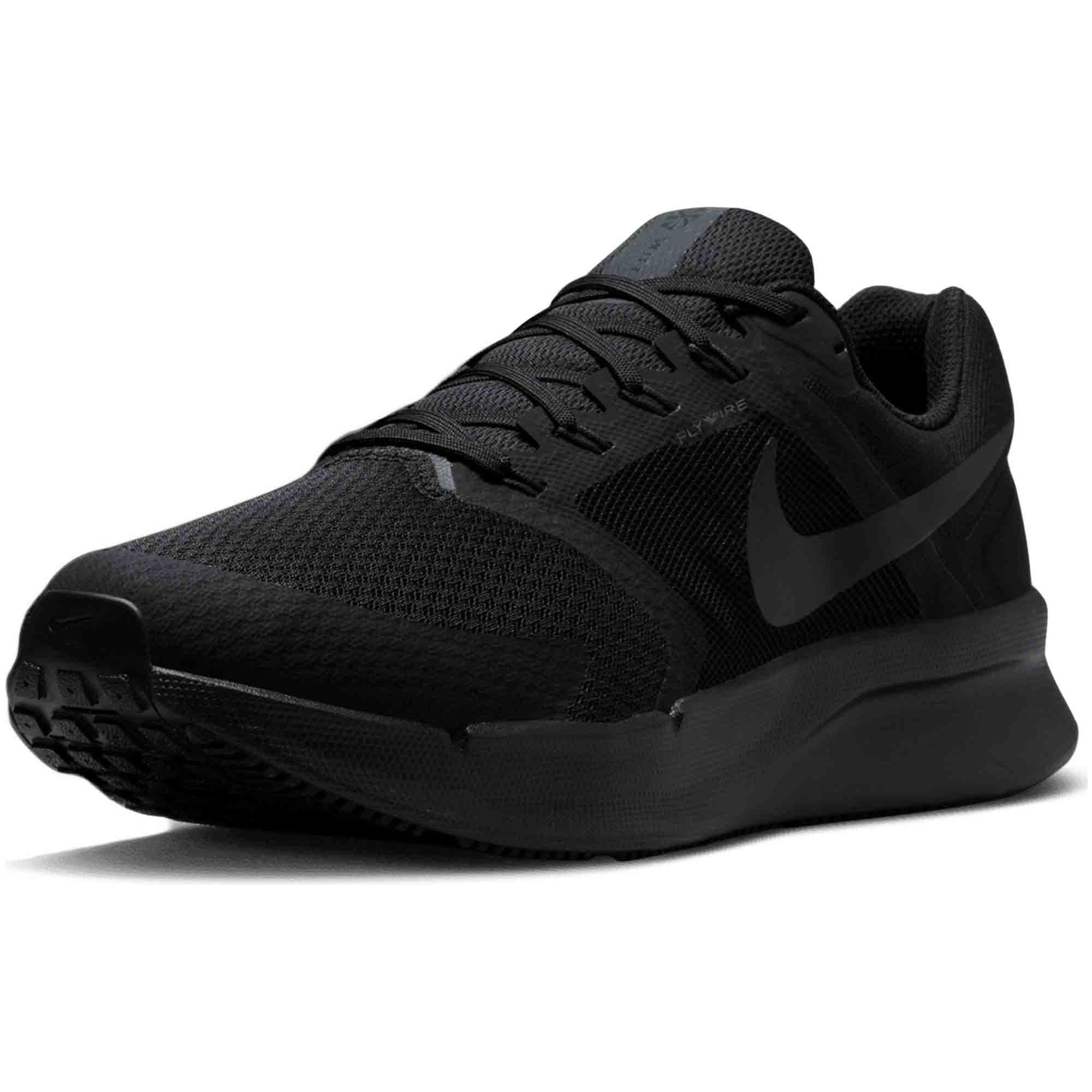 NIKE Men's Run Swift 3 Sneaker
