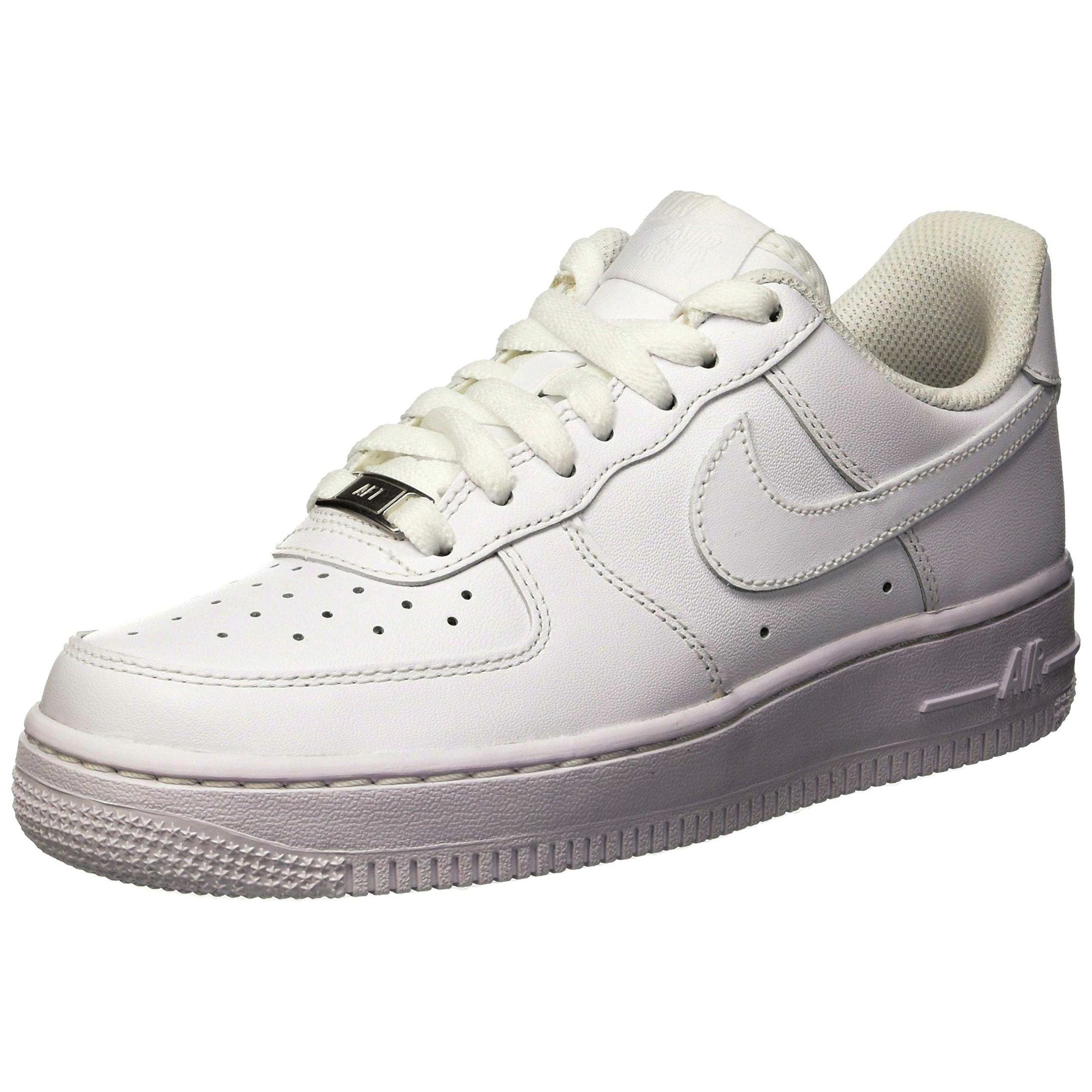 Nike Women's WMNS Air Force 1 '07 Basketball Shoe