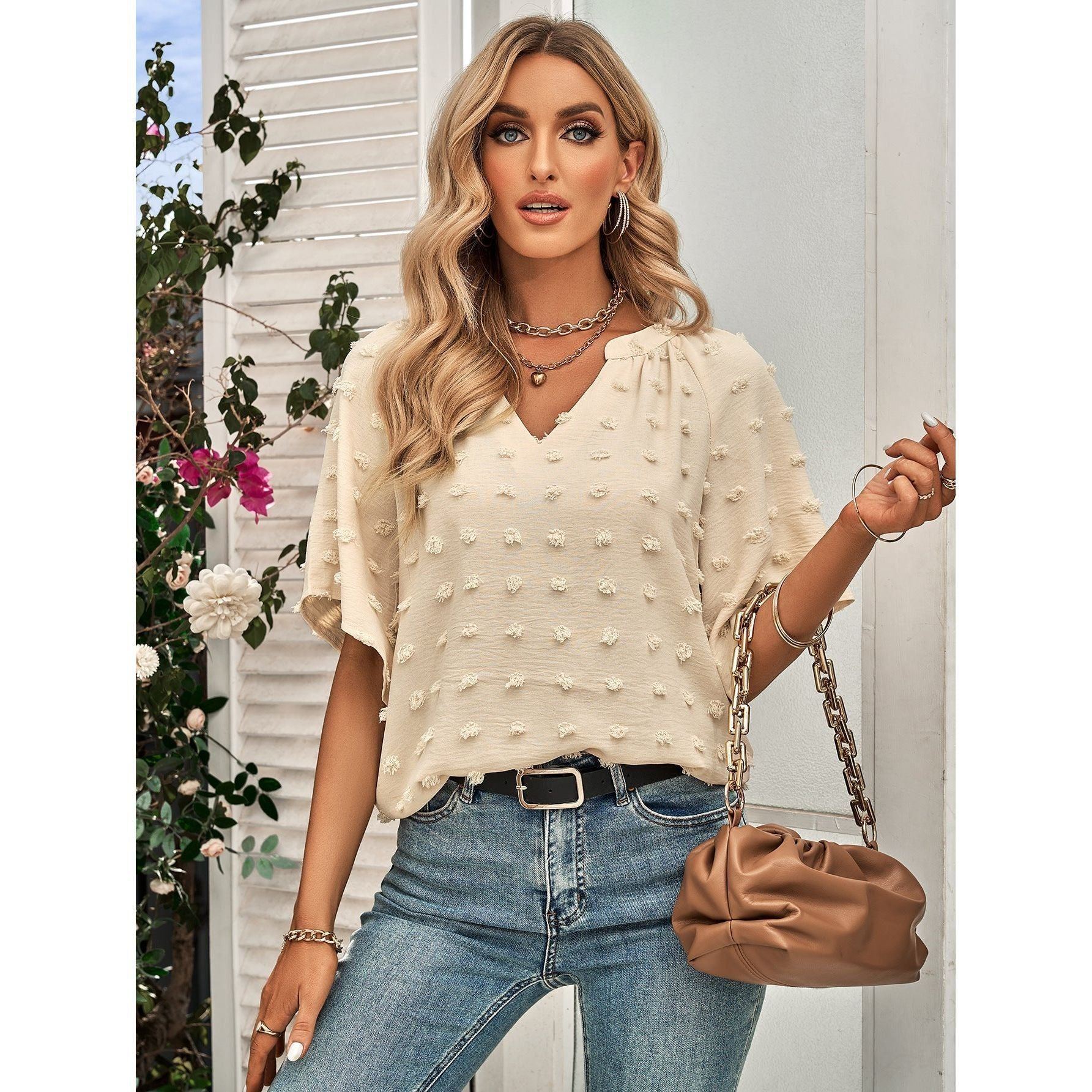 Women's Casual Style V-neck Solid Color Fur Ball Top