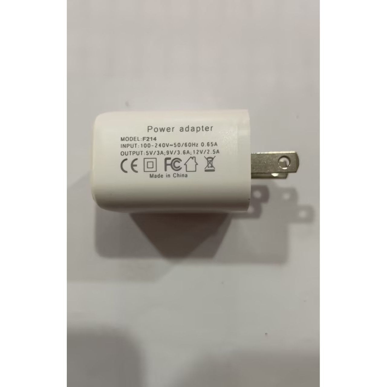 2023 New Intelligent G Shaped LED Lamp Bluetooth Speake Wireless Charger Atmosphere Lamp App Control For Bedroom Home Decor