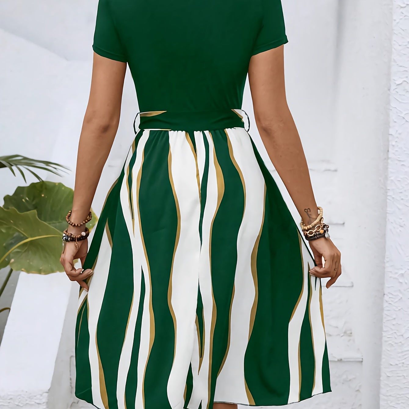 Striped Crew Neck Dress, Elegant Short Sleeve Belted A-line Dress For Spring & Summer, Women's Clothing