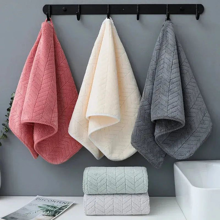 Thickened Coral velvet cotton bath towel increases water absorption adult bath towel soft affinity Household quick-drying