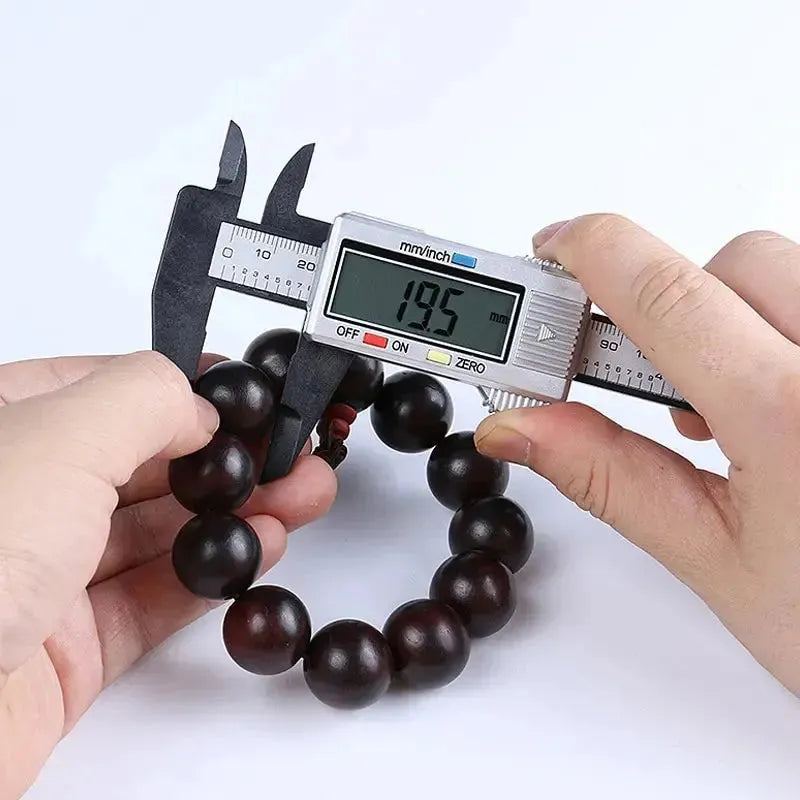 1PC Plastic Vernier Caliper Digital Display Caliper Mini Text Play Caliper Student Vernier Ruler 0 to 150mm Measuring Tool