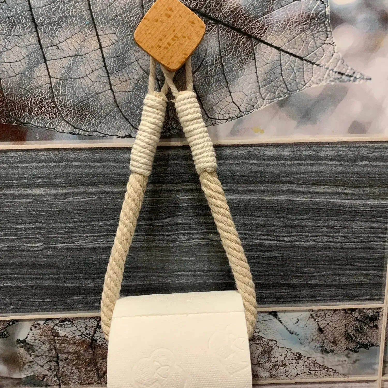 Nail-free Paper Towel Holders Towel Rack Bathroom accessories Towel Hook tissue holder paper roll holder toilet storage rack