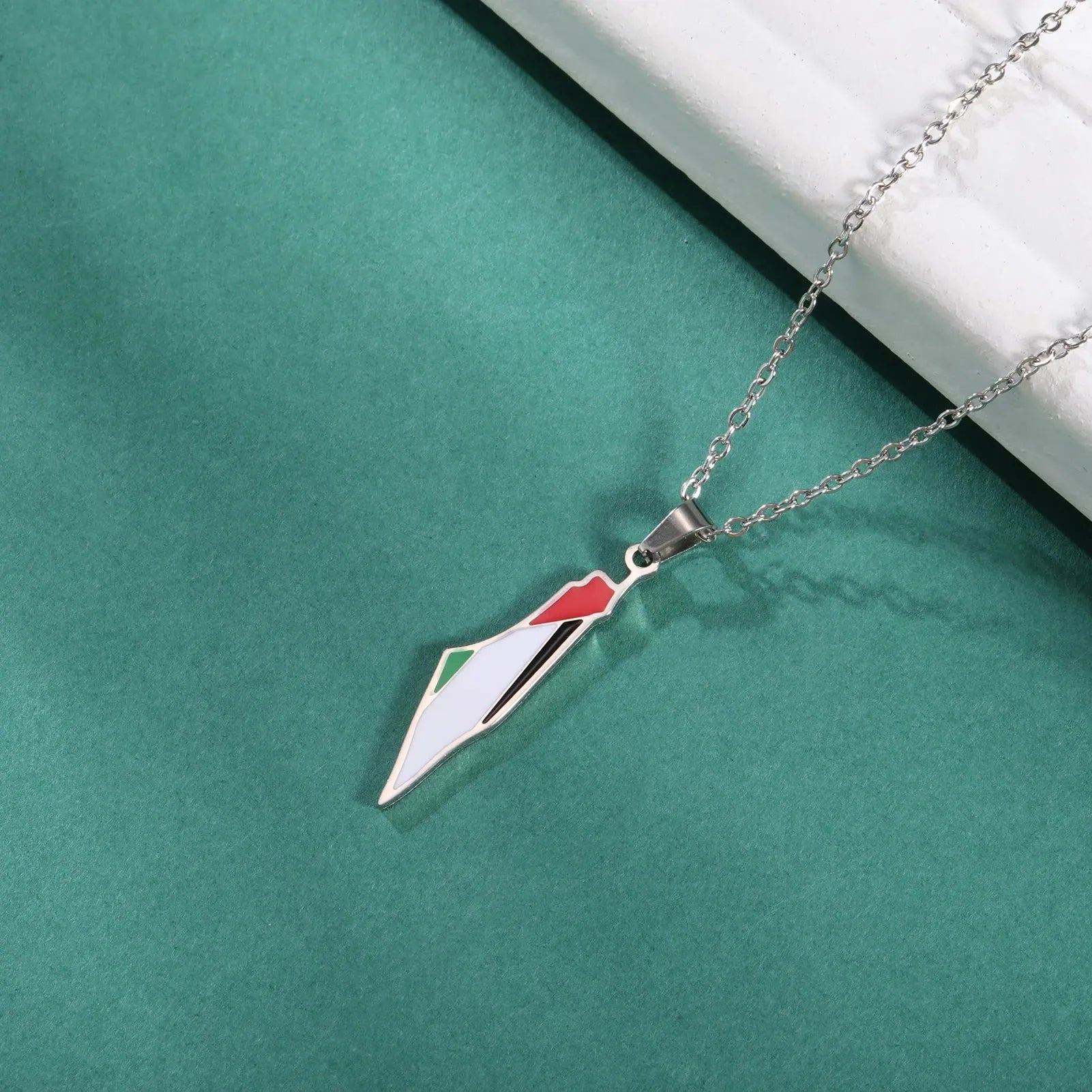 Lucktune Palestine Flag Map Enamel Pendant Necklace for Women Men Stainless Steel Map Geography Chain Necklace Jewelry Gift New