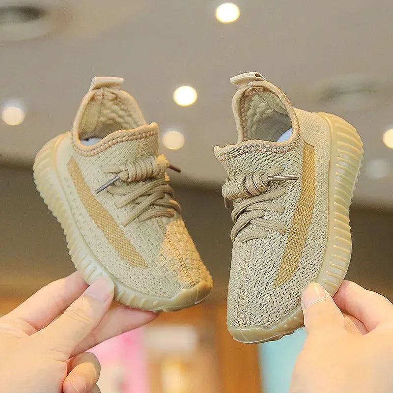 New Kids Fashion Sneakers Children's Sneakers Casual Shoes Breathable Soft Bottom Kids Boys Girls Students Running Tennis Shoes
