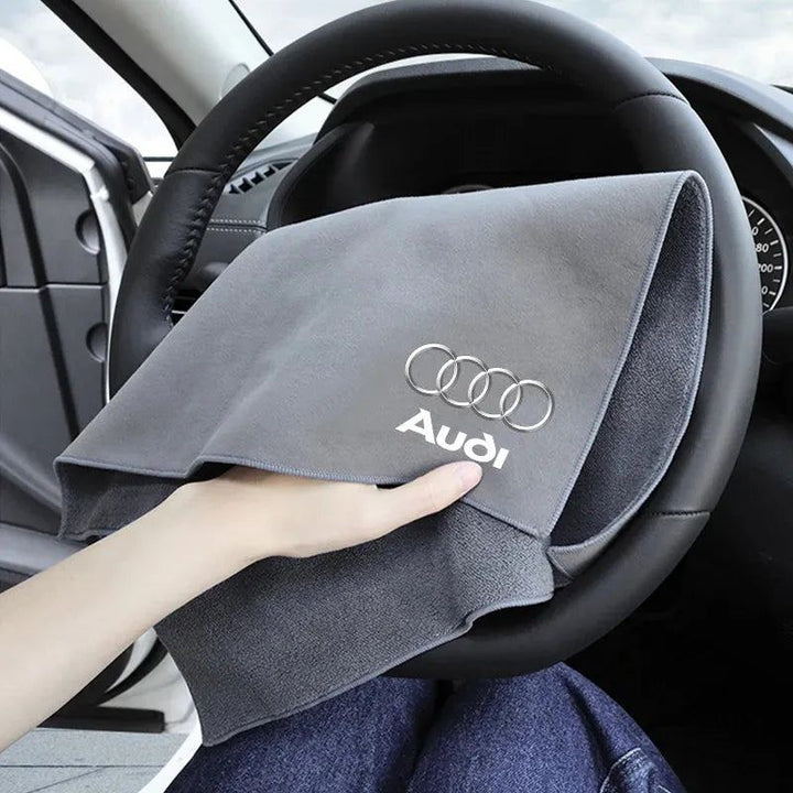 1pcs Car badge Care Cloth Microfiber Towel Car Cleaning For A4 B5 B6 A3 8P 8V 8L A5 A6 C6 C5 A1 A7 A8 Q2 Q3 TT Auto Accessories