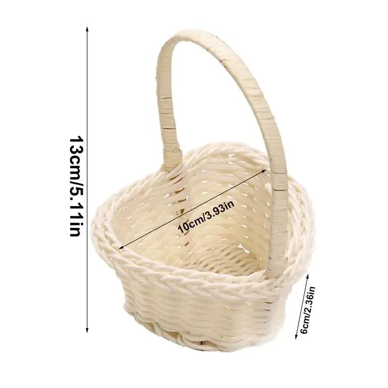 Flower Girl Basket Rattan Woven Mini Hand Basket White Heart Shaped Storage Basket With Handle Wedding Supplies Elegant Decor