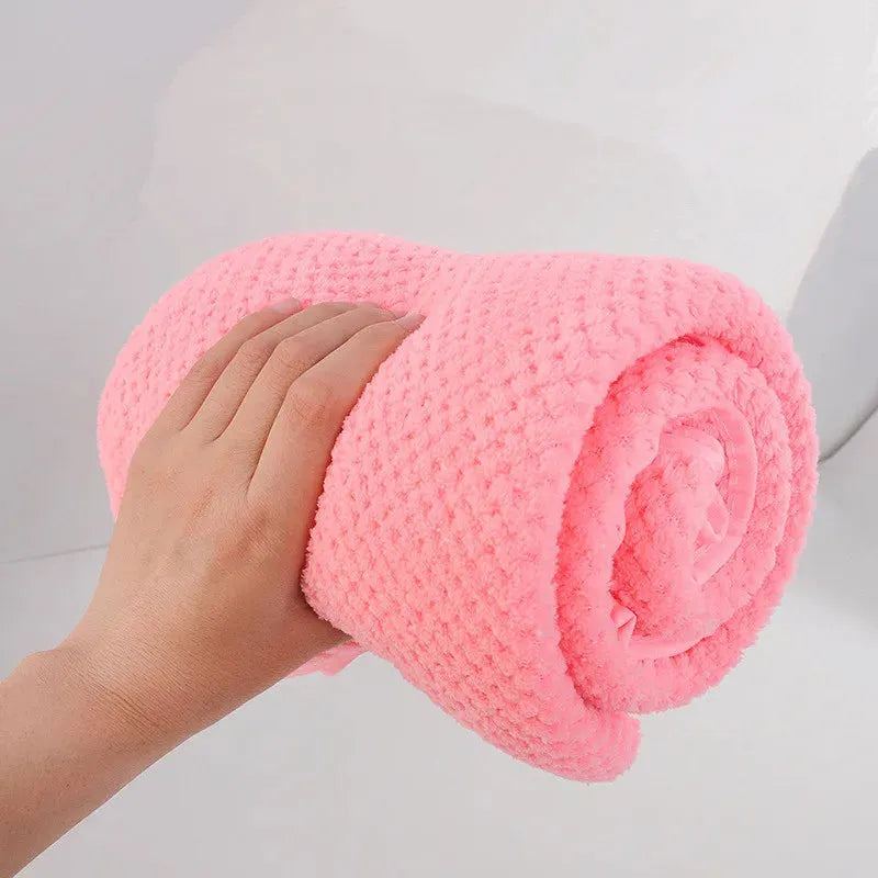 Bath towel, enlarged and thickened, pineapple grid large bath towel, household adult shower beach towel, towel
