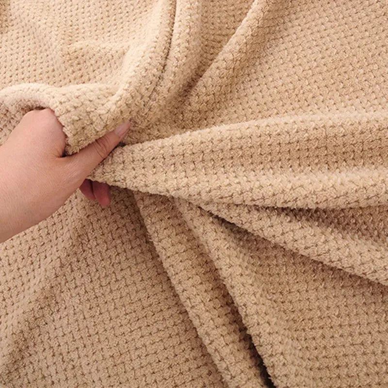 Bath towel, enlarged and thickened, pineapple grid large bath towel, household adult shower beach towel, towel