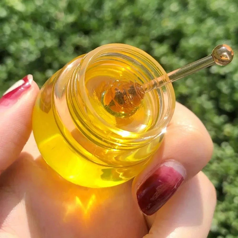 6g Jar Stock Honey Lip Mask Moisturizing Dry Crakced Smooth Repair Labial Membrane Winter Nourishing Skin Care Beauty Health