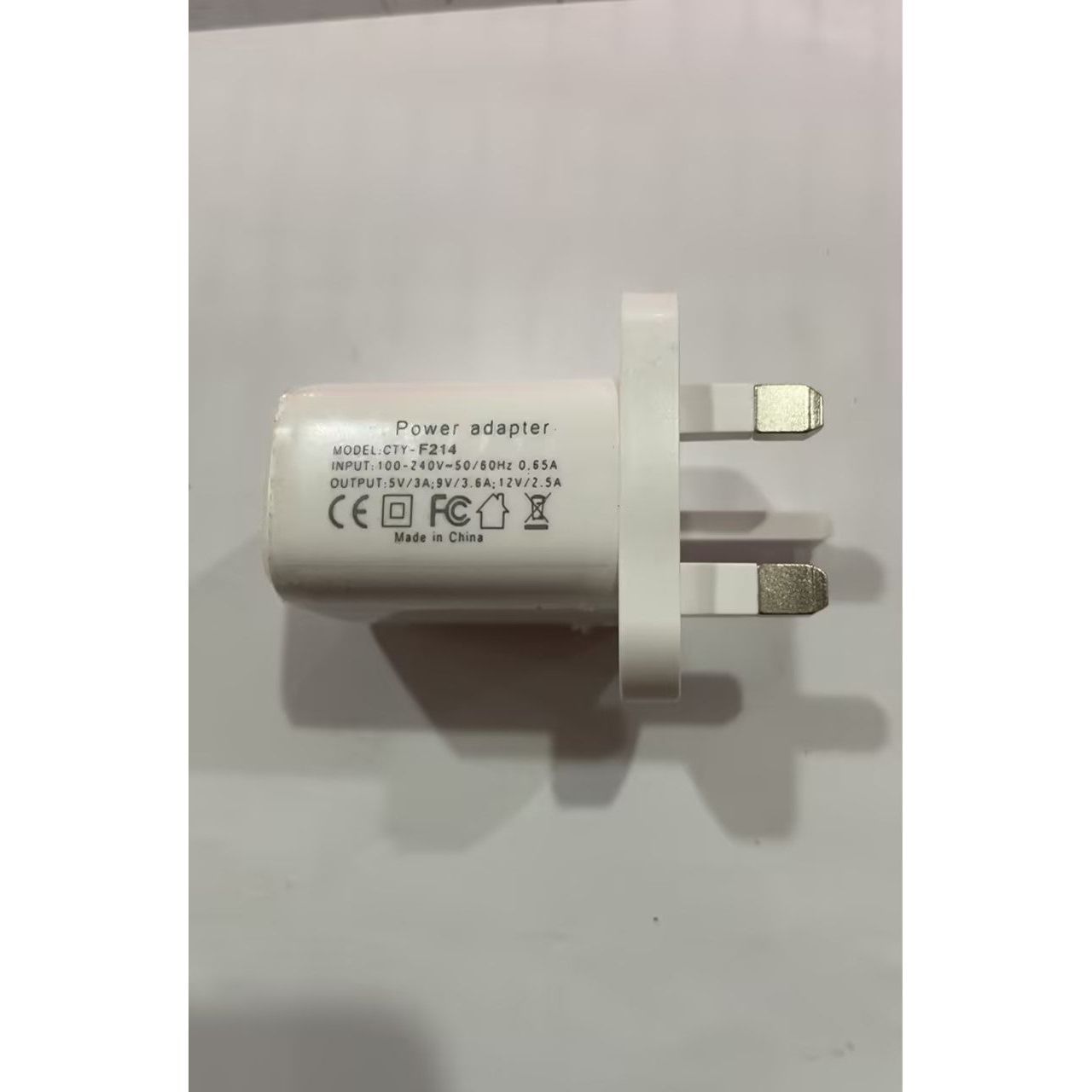 2023 New Intelligent G Shaped LED Lamp Bluetooth Speake Wireless Charger Atmosphere Lamp App Control For Bedroom Home Decor