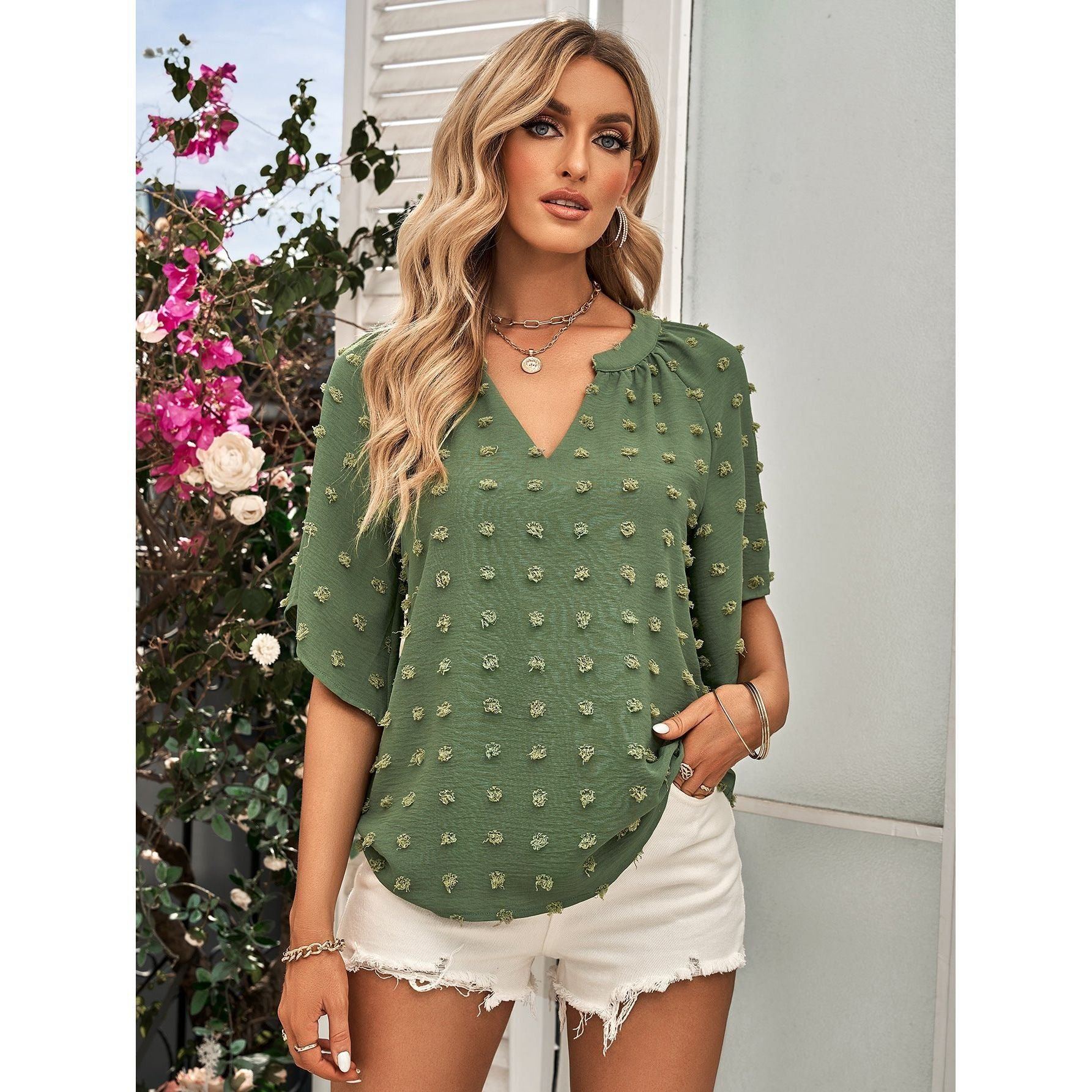 Women's Casual Style V-neck Solid Color Fur Ball Top