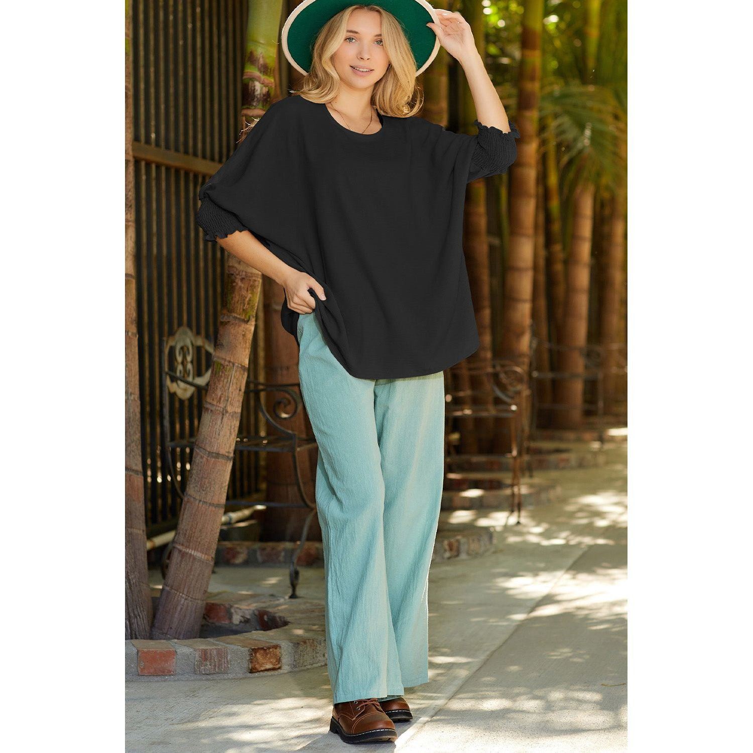 White Plain & Casual Shirred Cuffs Half Sleeve Top
