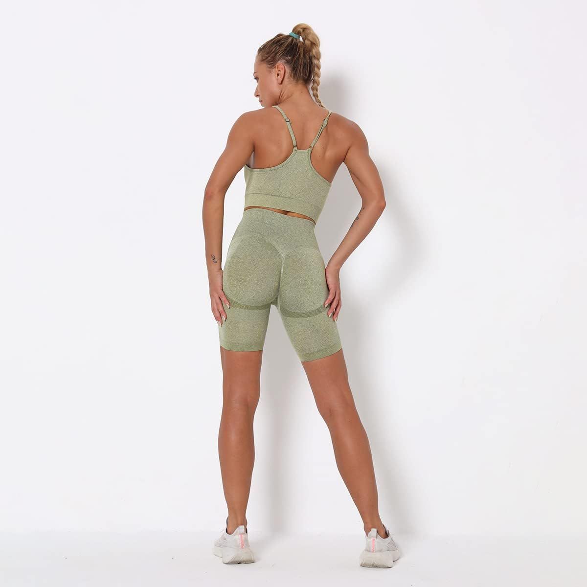 Caprisious Activewear Sportswear Gym Wear Workout Fitness Comfortable Army Green Sports Bra and Seamless Short 2 Piece Yoga Running Set for Women, Crop Top, Seamless Short