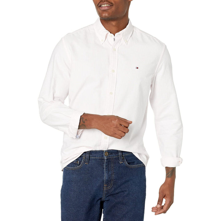 Tommy Hilfiger Men's Long Sleeve Button Down Oxford Shirt in Custom Fit